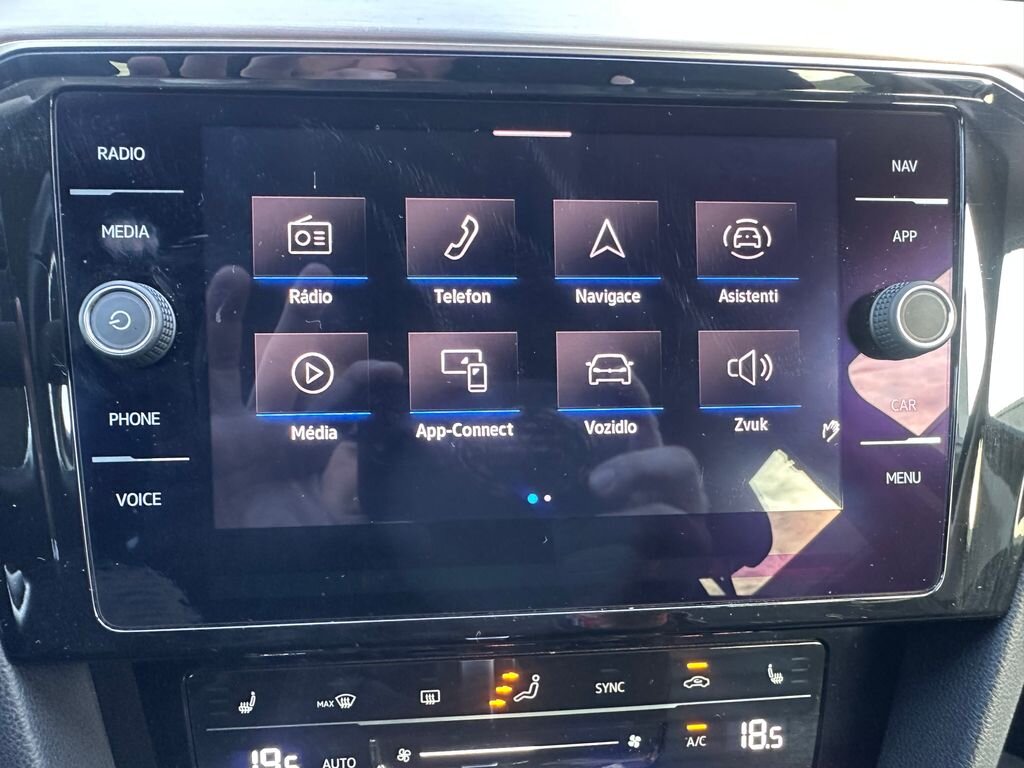 Volkswagen Passat Kombi 2,0 l 110 kw