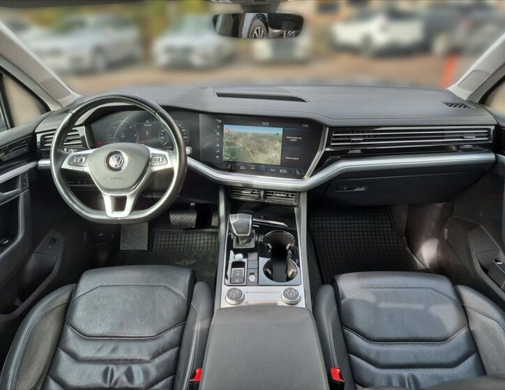 Volkswagen Touareg SUV / Terénní 3,0 l 210 kw