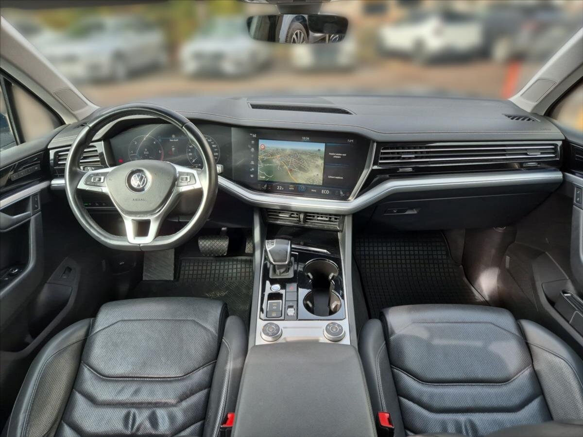 Volkswagen Touareg SUV / Terénní 3,0 l 210 kw