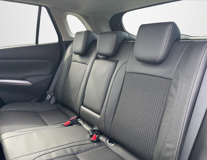 Suzuki S-Cross SUV / Terénní 1,4 l 81 kw