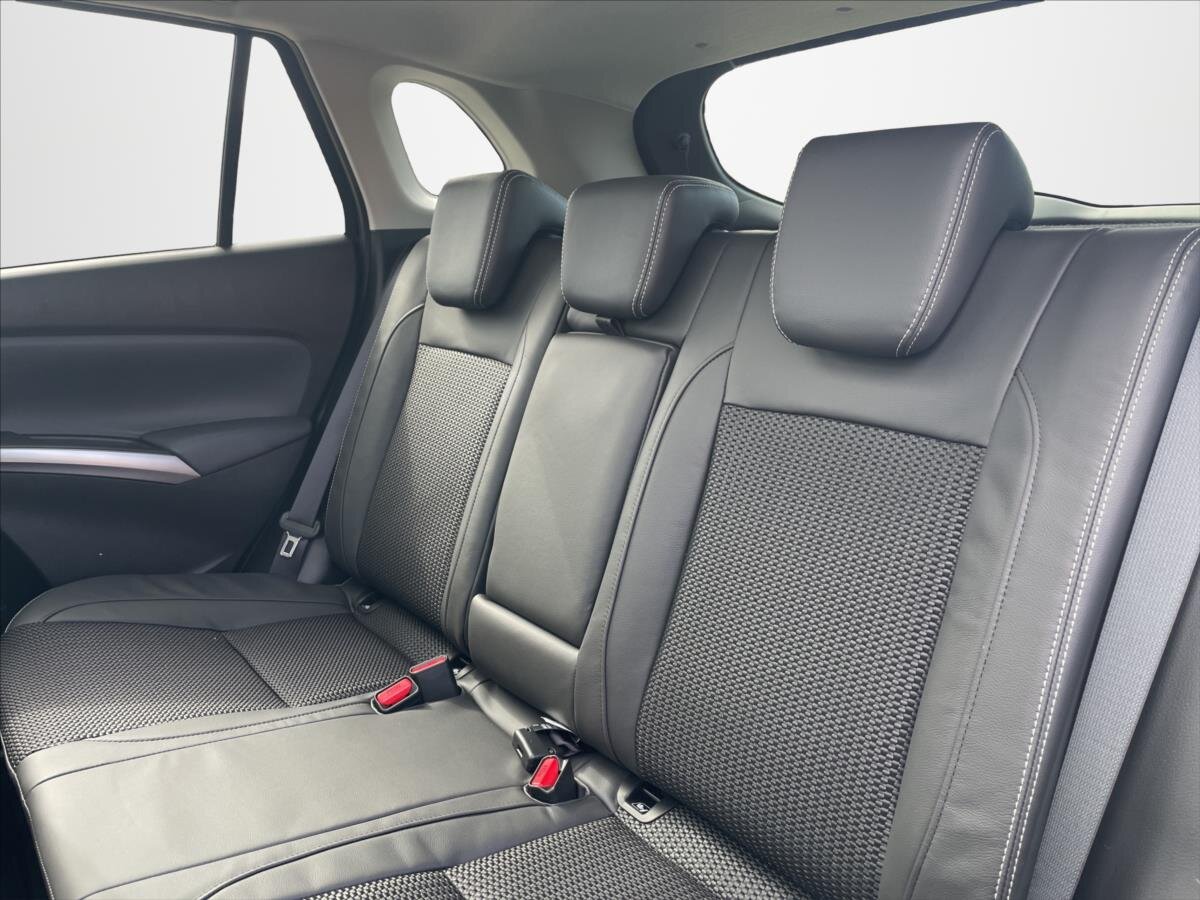 Suzuki S-Cross SUV / Terénní 1,4 l 81 kw