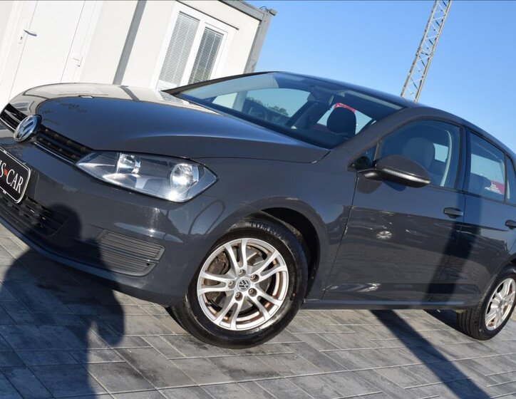 Volkswagen Golf Kombi 1,2 l 63 kw