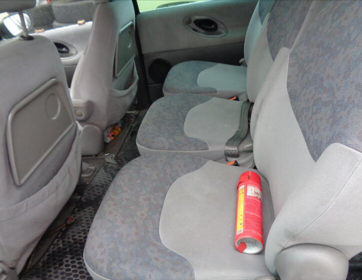 Ford Galaxy Kombi 2,0 l 81 kw