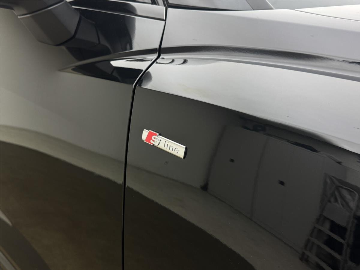 Audi Q3 SUV / Terénní 2,0 l 147 kw