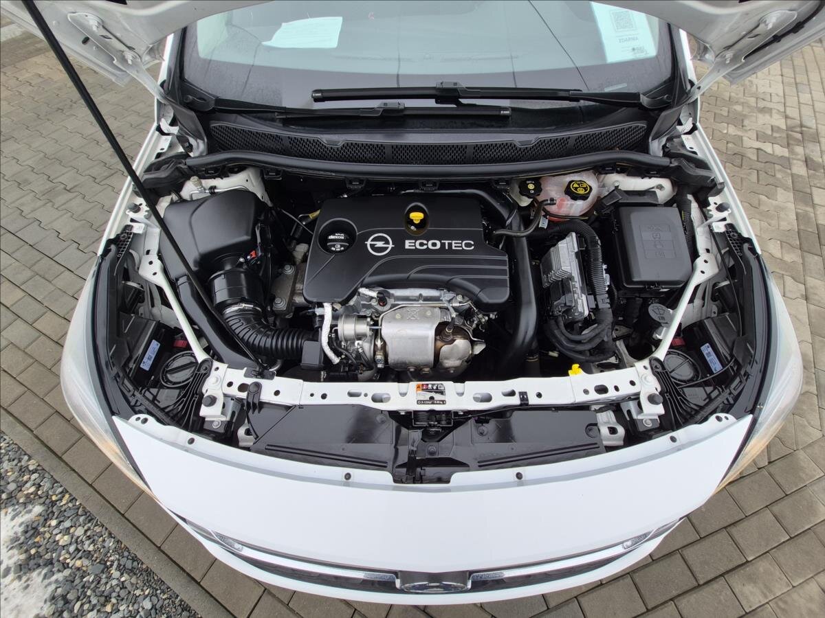 Opel Astra Hatchback 999,0 77 kw