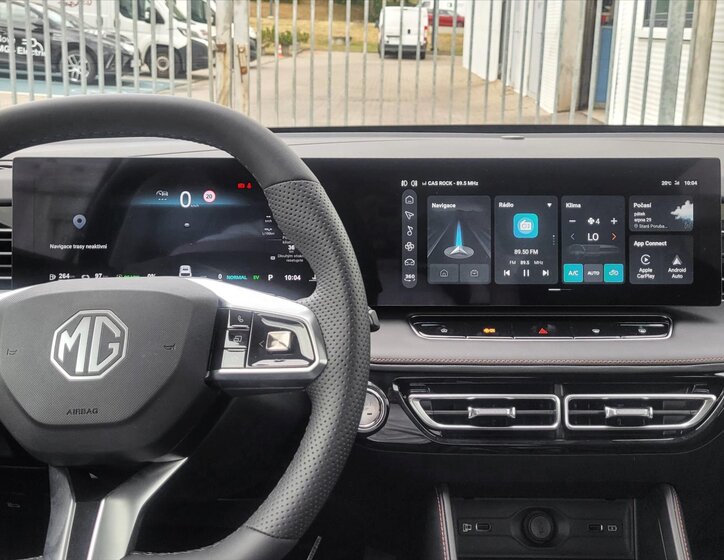 MG HS SUV / Terénní 1,5 l 200 kw