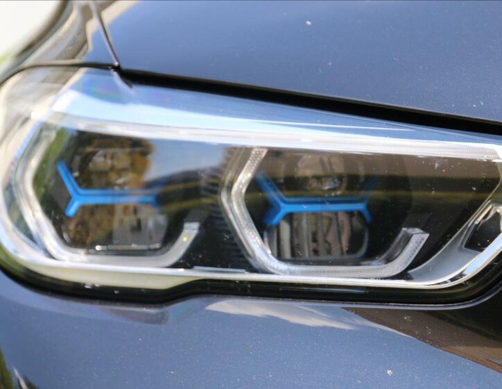 BMW X5 Kombi 3,0 l 290 kw