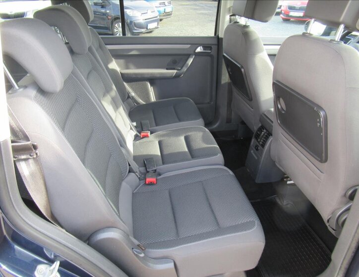 Volkswagen Touran 16