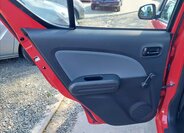 Suzuki Splash Hatchback 996,0 48 kw