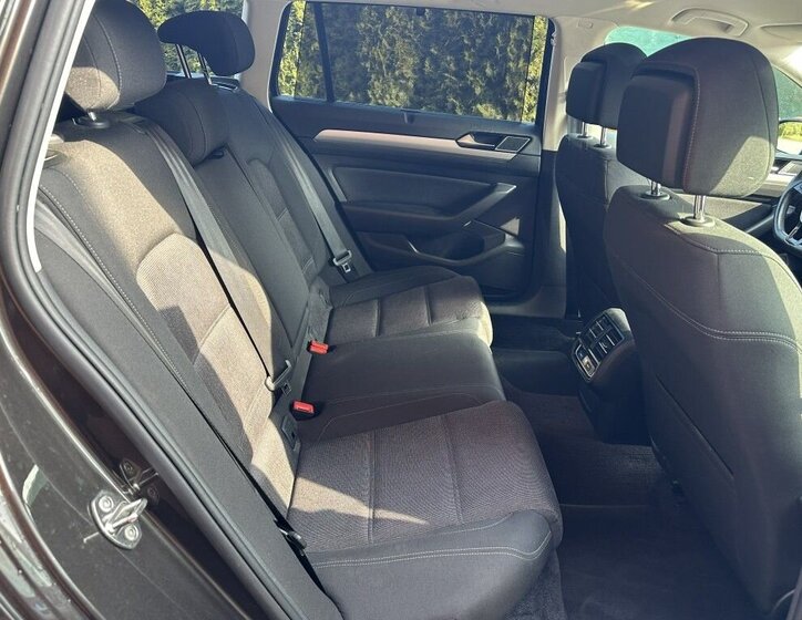 Volkswagen Passat Kombi 2,0 l 110 kw