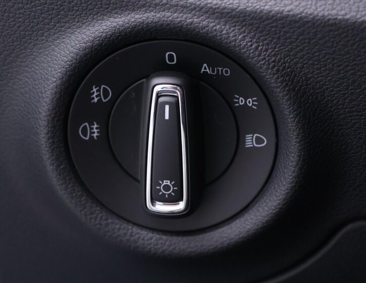 Škoda Kamiq SUV / Terénní 1,5 l 110 kw