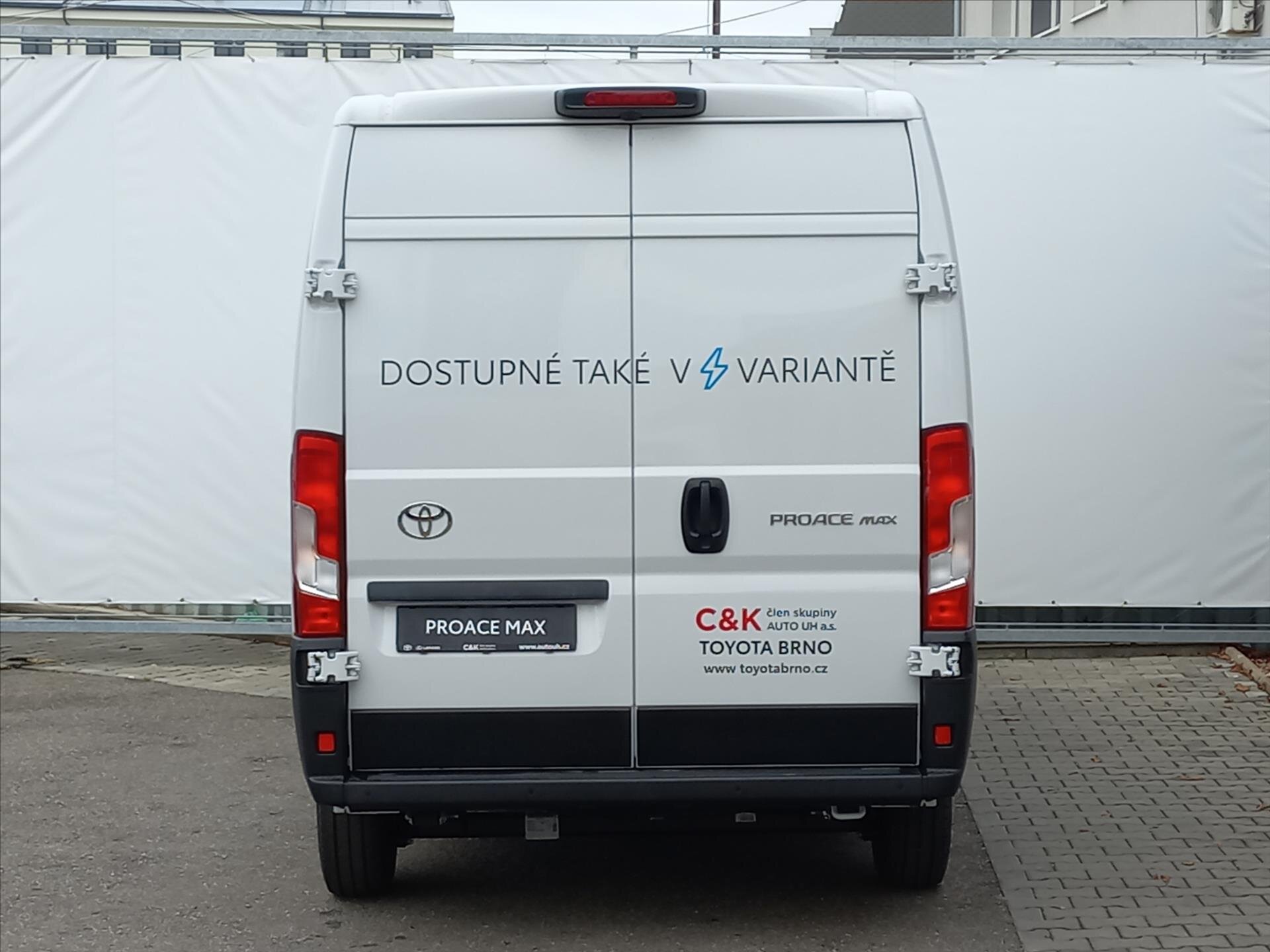 Toyota ProAce VAN-Minibus 2,2 l 103 kw