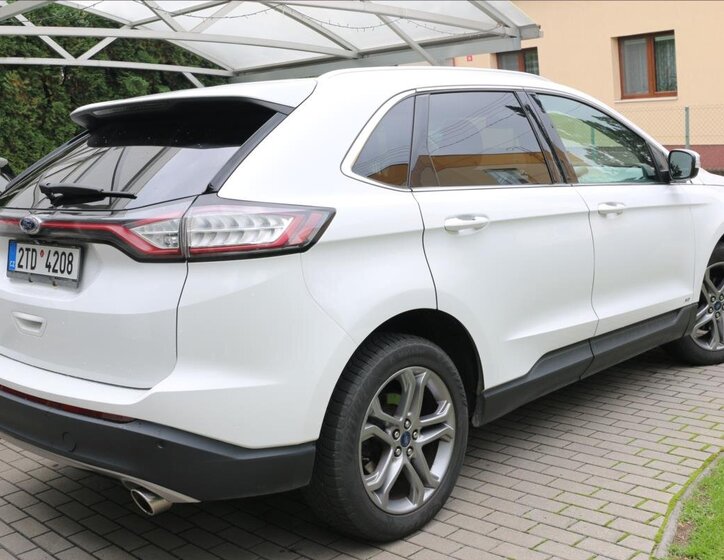 Ford Edge Kombi 2,0 l 154 kw