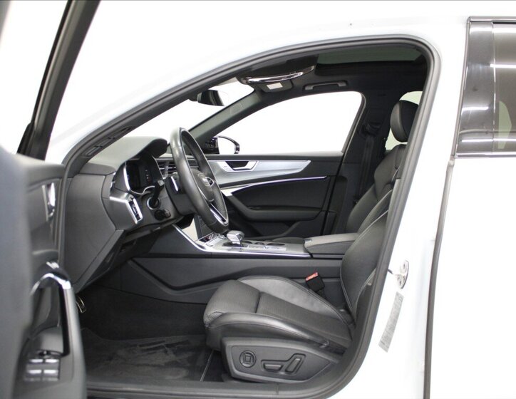 Audi A6 Sedan 3,0 l 210 kw