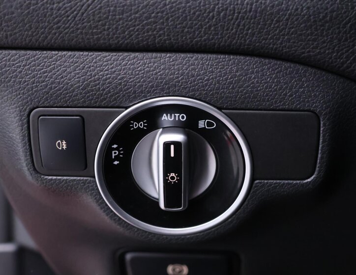 Mercedes-Benz CLA Kombi 2,1 l 100 kw