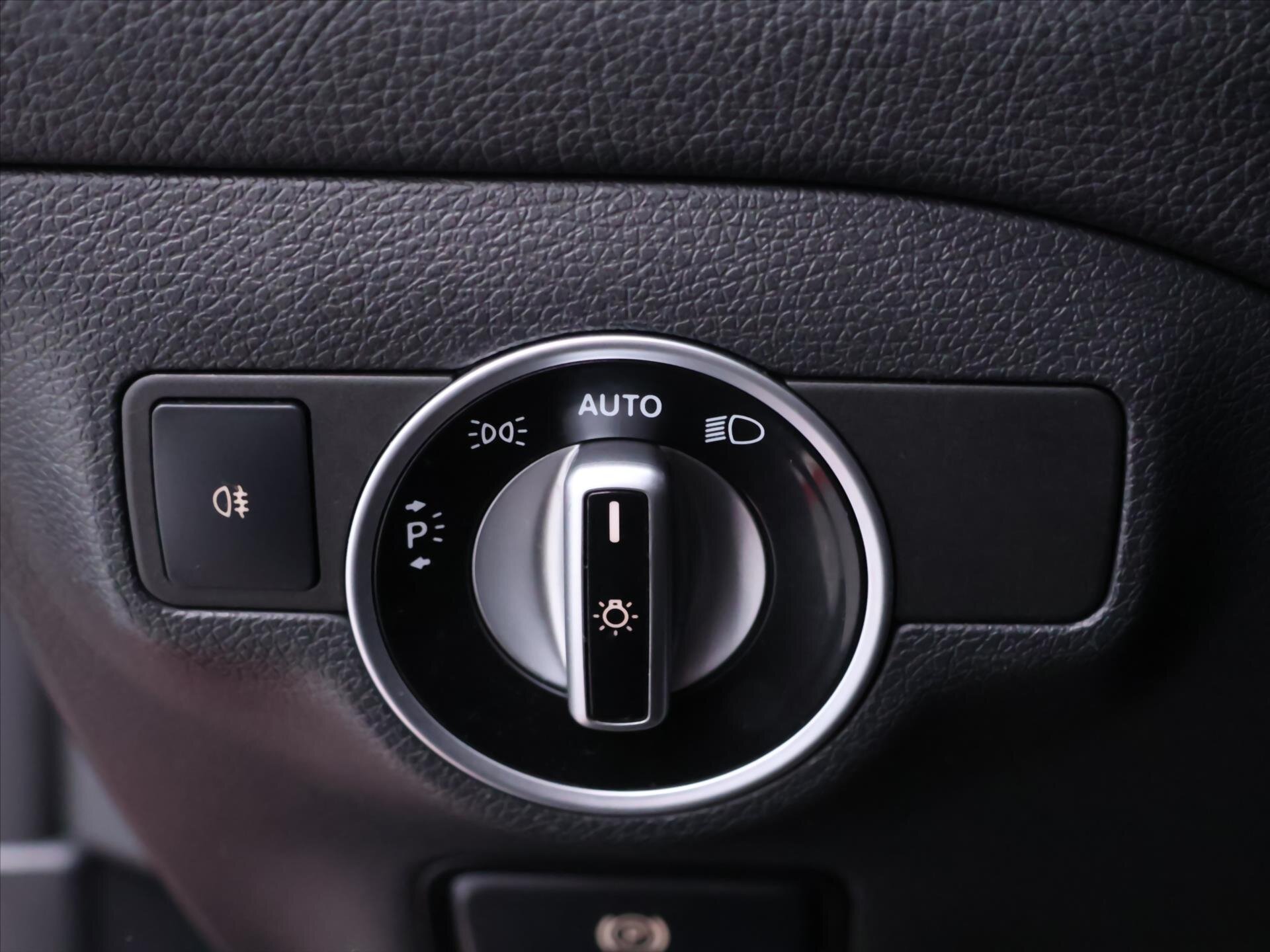 Mercedes-Benz CLA Kombi 2,1 l 100 kw