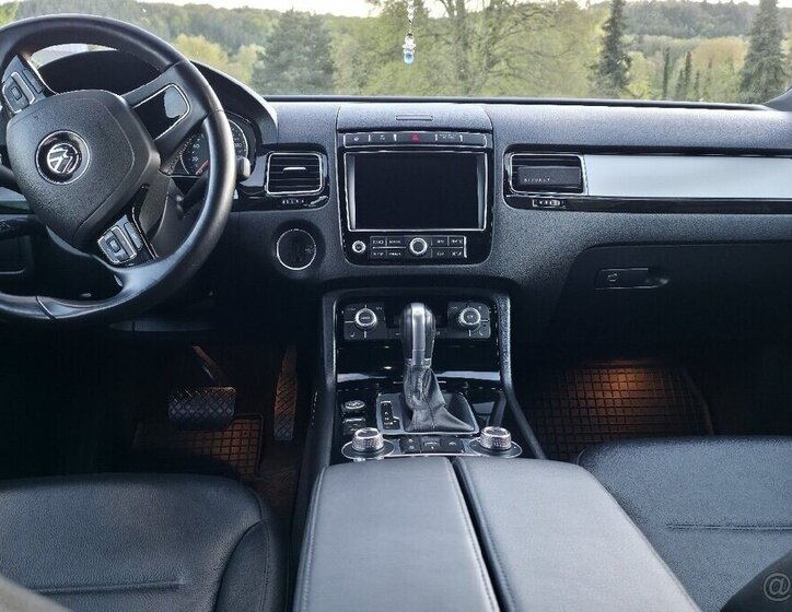 Volkswagen Touareg SUV / Terénní 0,0 139 kw