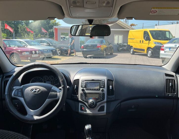Hyundai i30 21