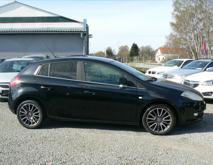 Fiat Bravo Hatchback 1,6 l 88 kw