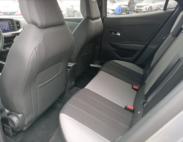 Opel Mokka SUV 1,2 l 100 kw