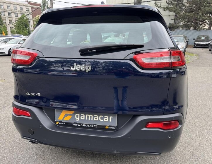 Jeep Cherokee Ostatní 2,0 l 103 kw