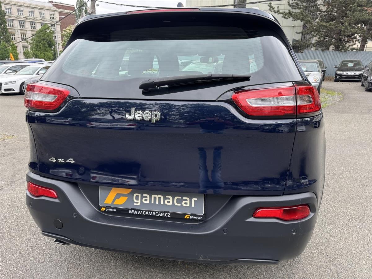 Jeep Cherokee Ostatní 2,0 l 103 kw