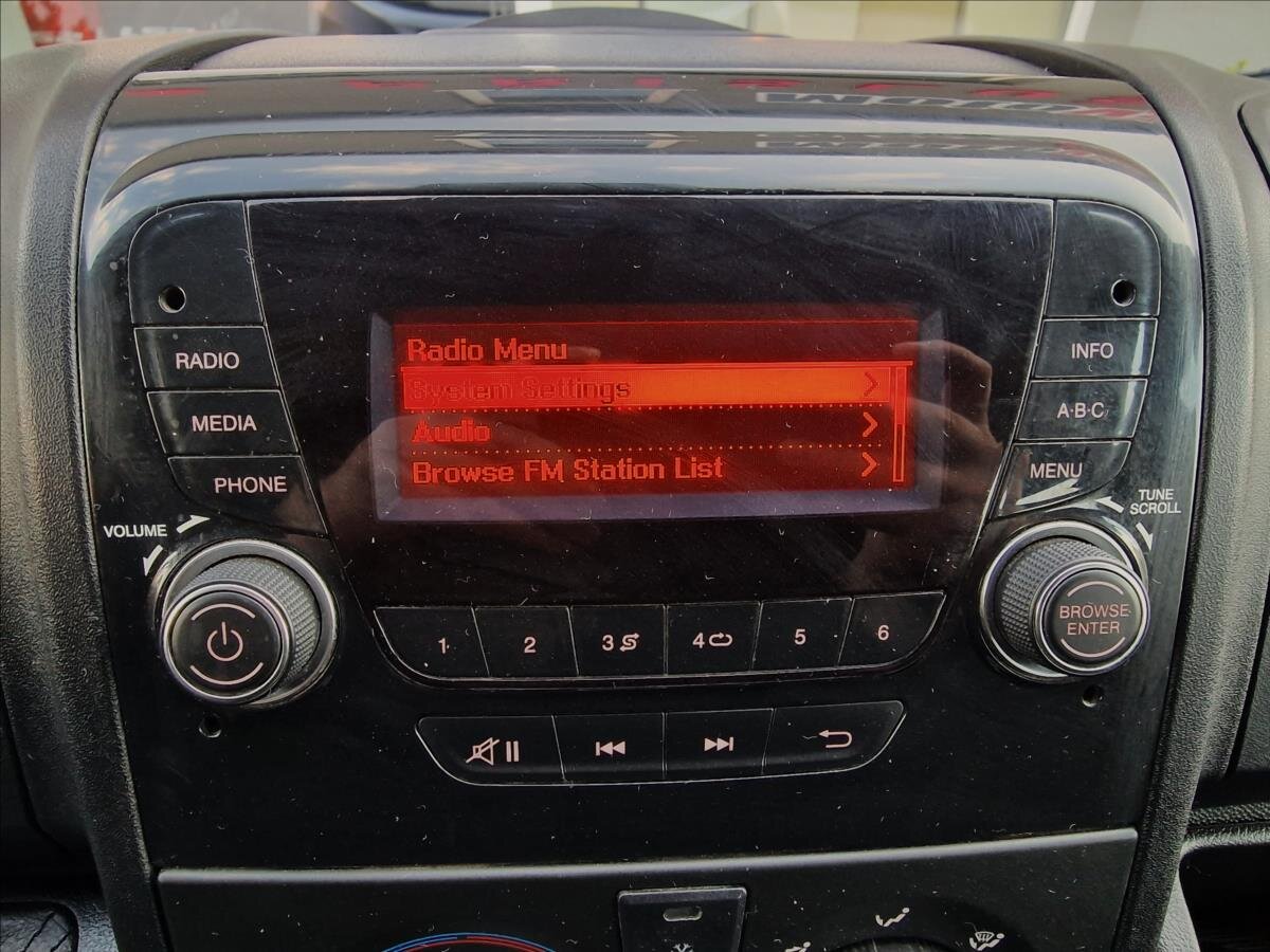 Citroën Jumper Skříň 2,2 l 103 kw