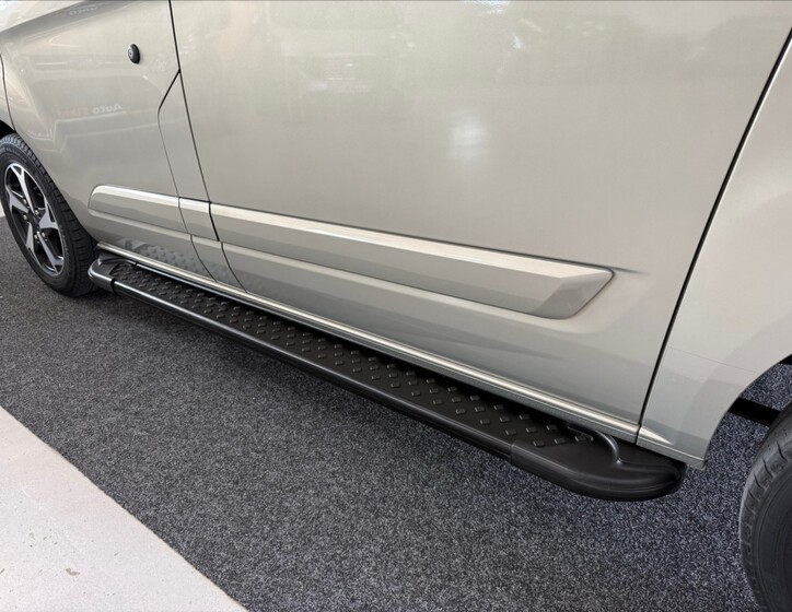 Ford Transit Custom 9