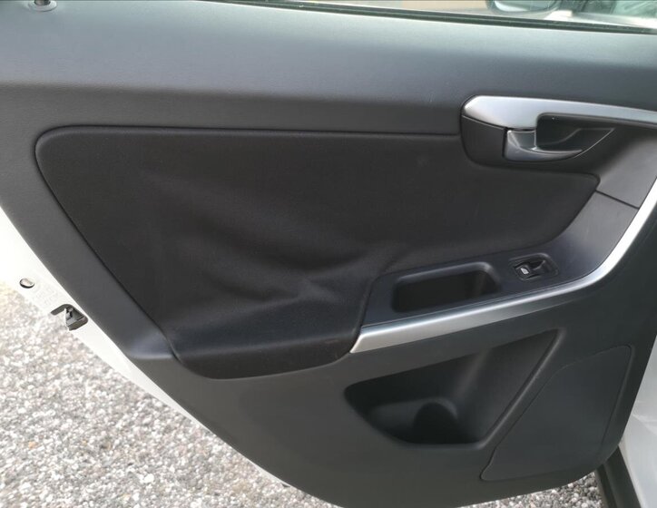 Volvo XC60 Kombi 2,4 l 136 kw