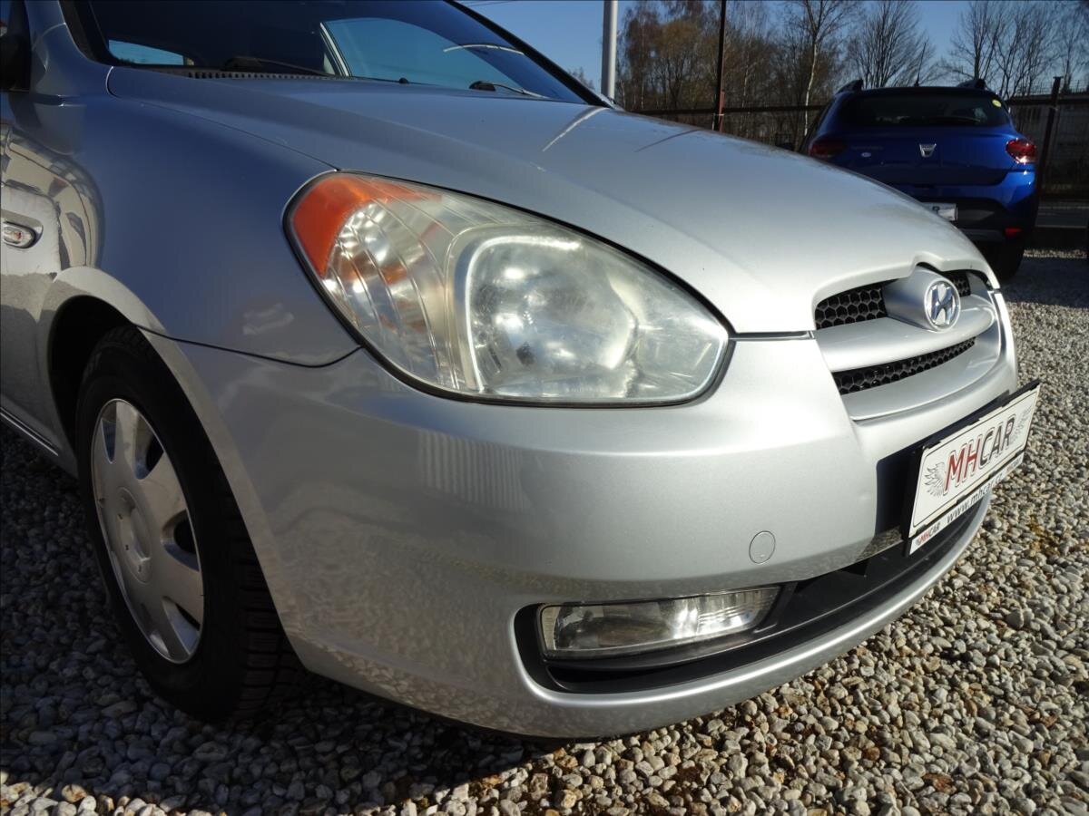 Hyundai Accent Hatchback 1,4 l 71 kw