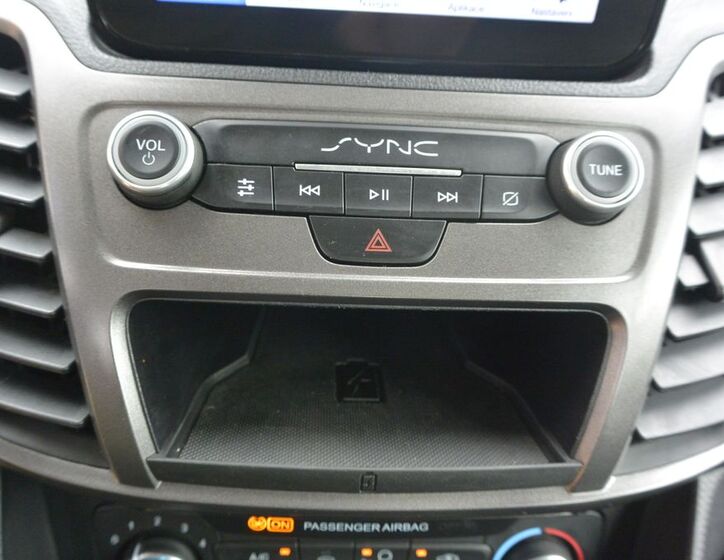 Ford Transit Connect 34