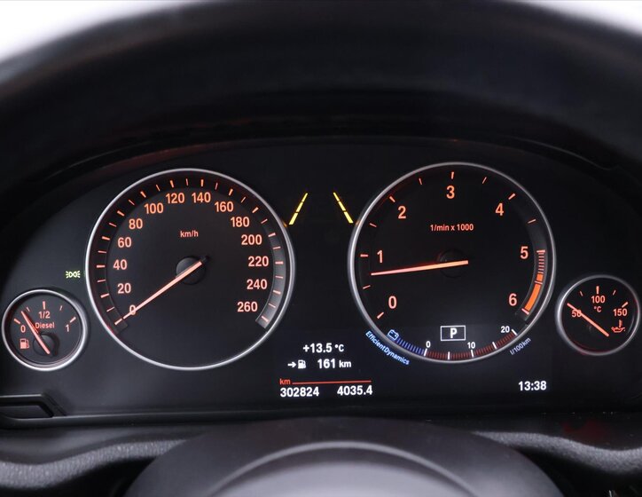 BMW X3 Kombi 3,0 l 190 kw