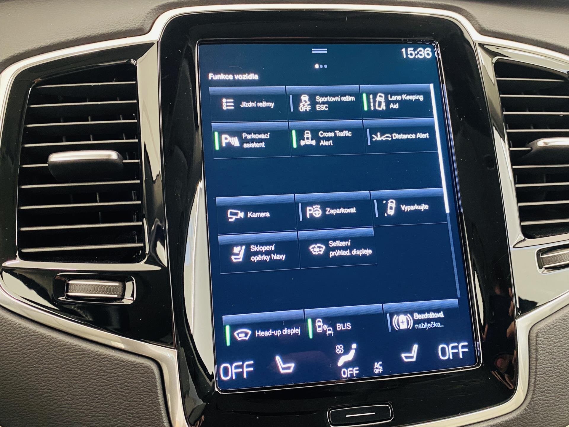 Volvo XC90 SUV / Terénní 2,0 l 173 kw