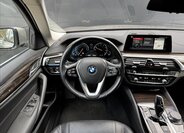 BMW Řada 5 Sedan / Limuzína 2,0 l 185 kw