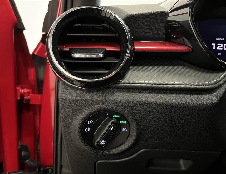 Škoda Fabia Hatchback 999,0 85 kw