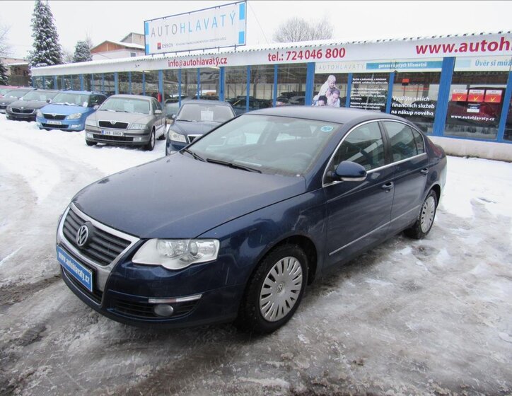 Volkswagen Passat Sedan 2,0 l 103 kw