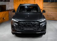 Audi Q7 4