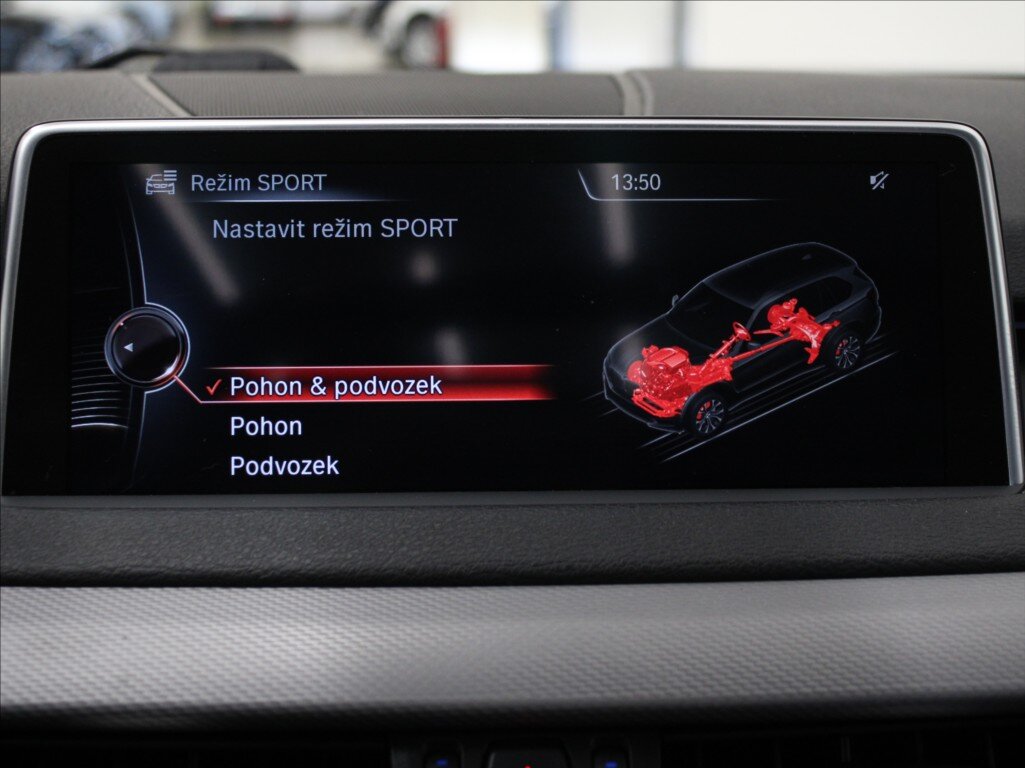 BMW X5 SUV / Terénní 3,0 l 280 kw