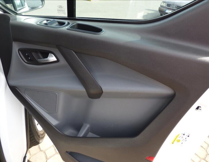 Ford Transit Custom Ostatní 2,0 l 77 kw