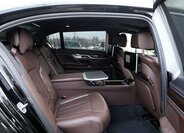 BMW Řada 7 29