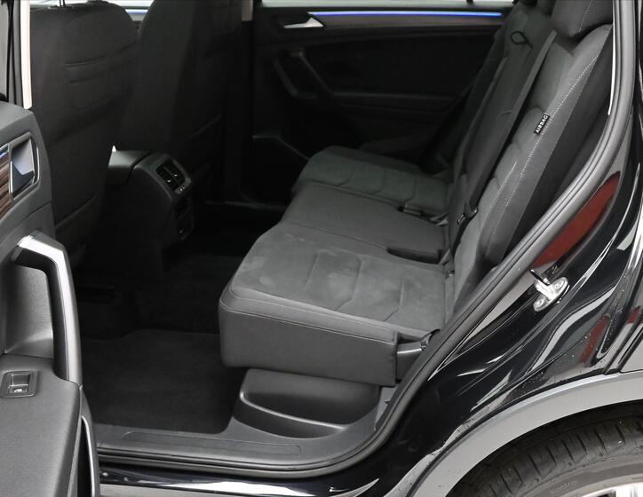 Volkswagen Tiguan Allspace 14