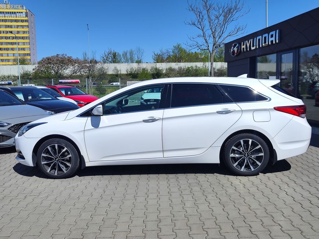 Hyundai i40 Kombi 1,6 l 100 kw