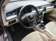 Škoda Superb 11
