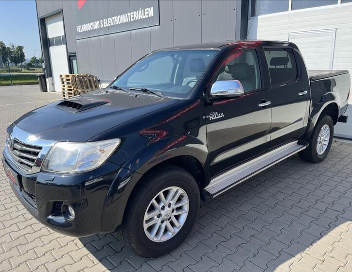 Toyota Hilux 1