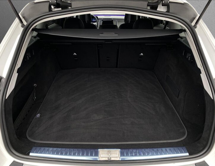 Mercedes-Benz Třídy E Kombi 2,0 l 145 kw