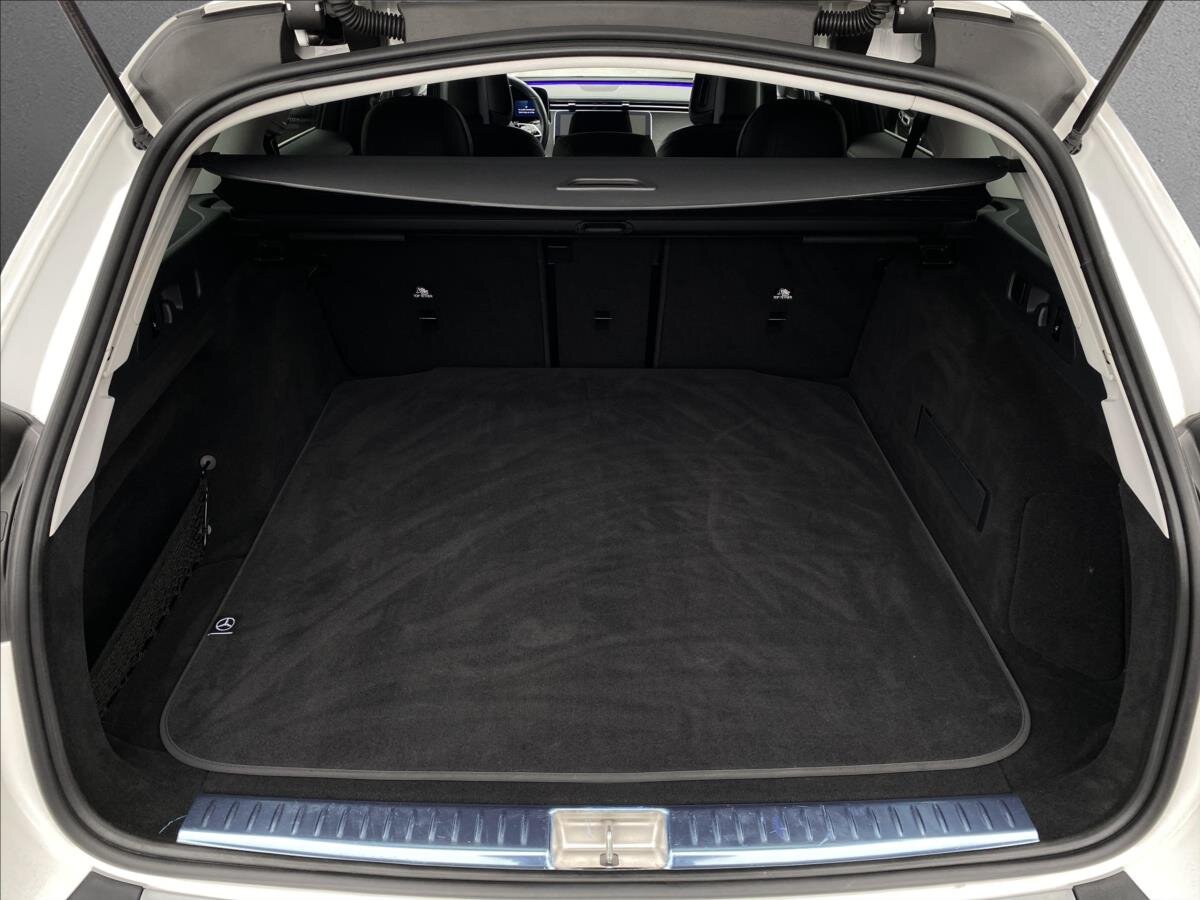 Mercedes-Benz Třídy E Kombi 2,0 l 145 kw