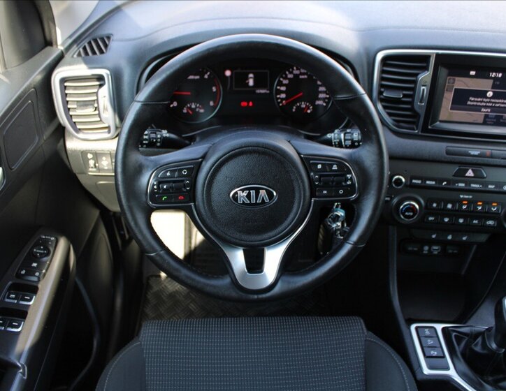 KIA Sportage SUV / Terénní 2,0 l 136 kw