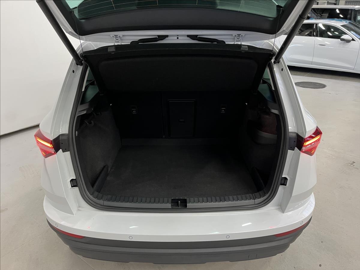 Škoda Karoq SUV / Terénní 1,5 l 110 kw