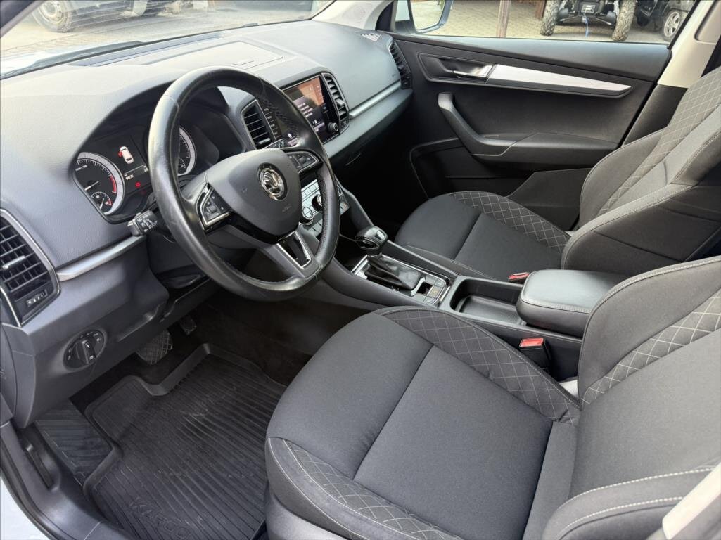 Škoda Karoq SUV / Terénní 1,6 l 85 kw