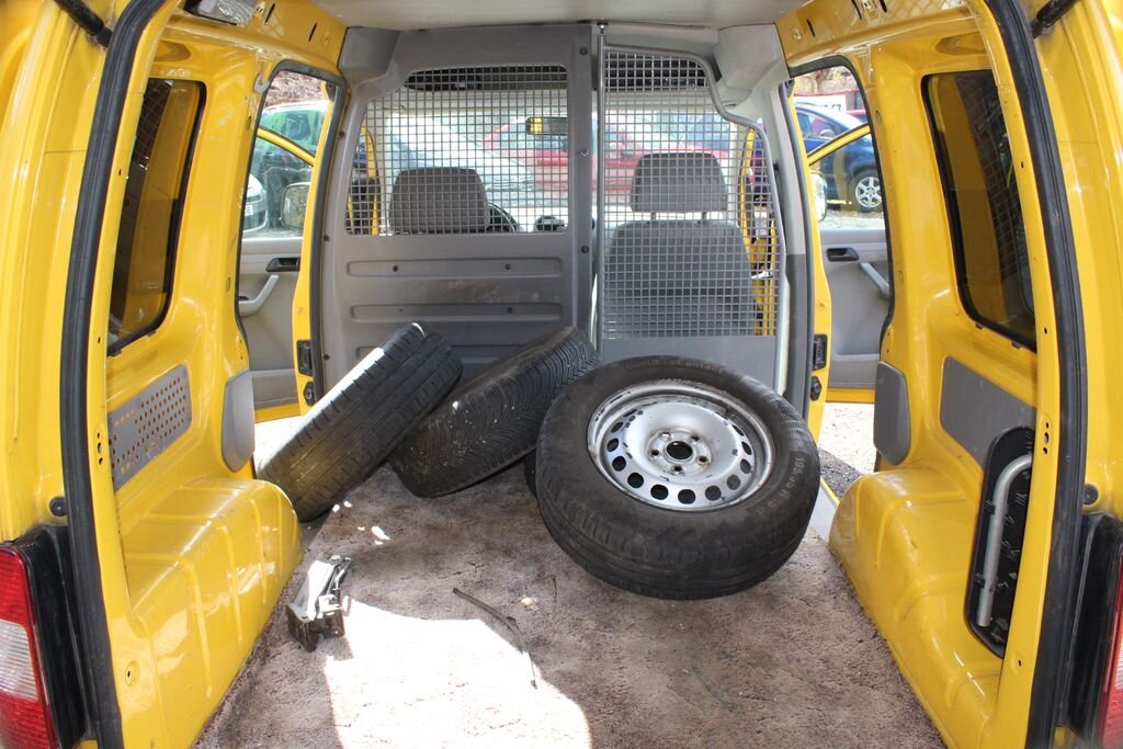 Volkswagen Caddy Skříň 2,0 l 51 kw